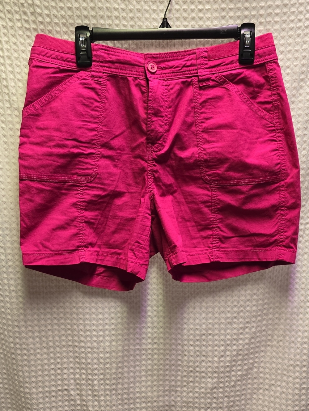 St. John's Bay Women's 5" Pink Shorts